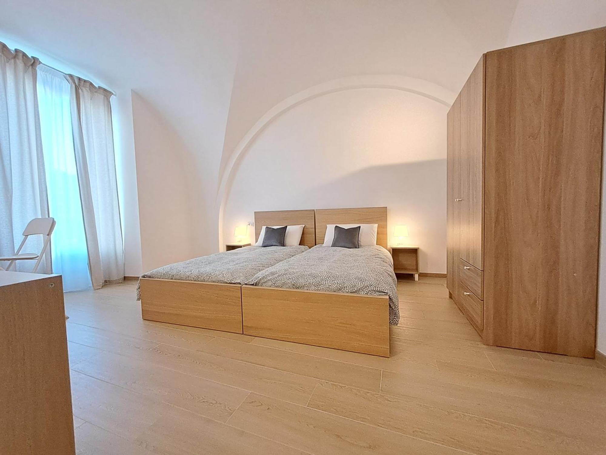 La Casa Sull Arco Bed & Breakfast ลูเชรา ภายนอก รูปภาพ