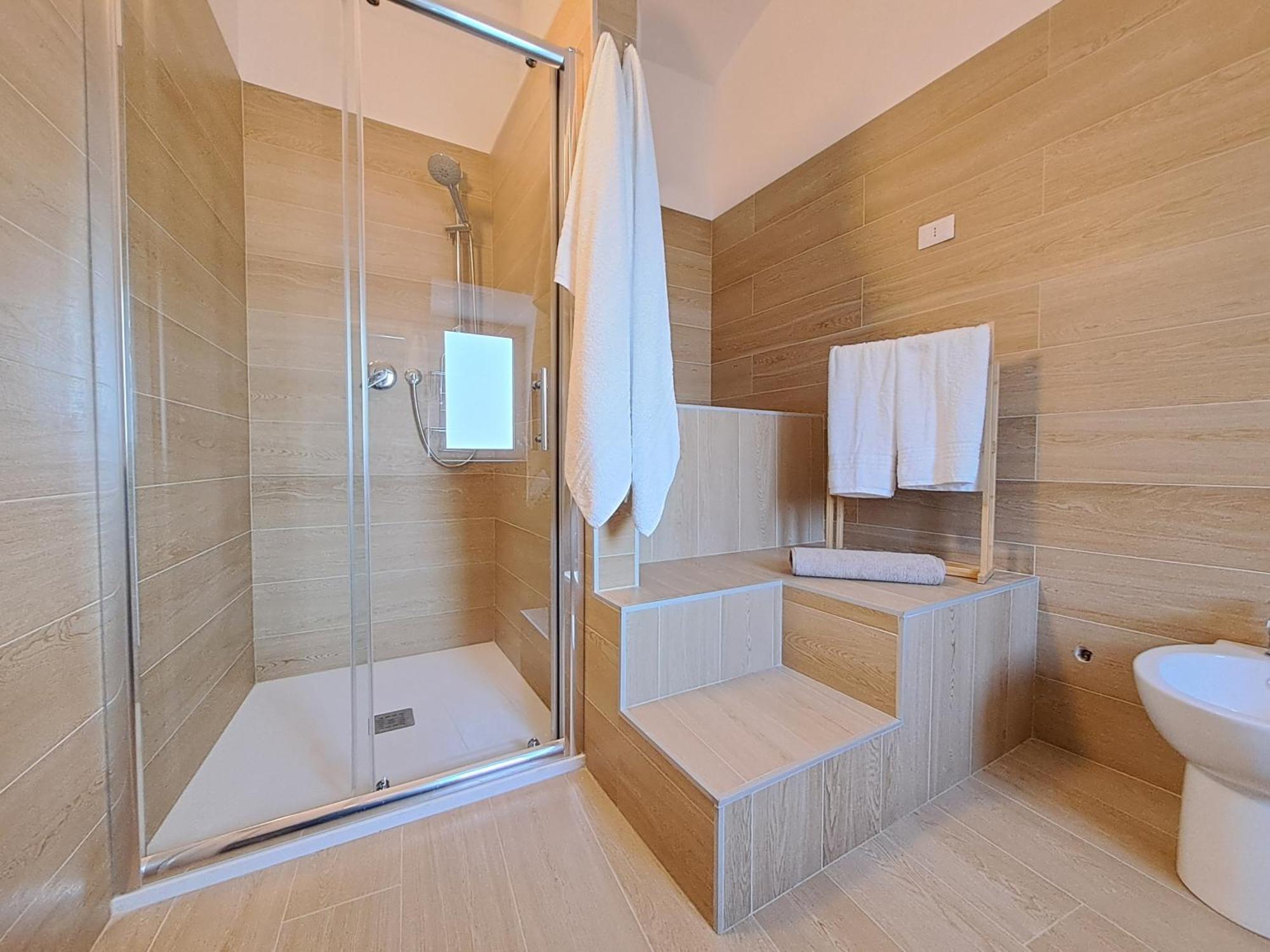 La Casa Sull Arco Bed & Breakfast ลูเชรา ภายนอก รูปภาพ